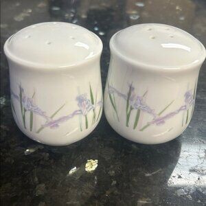 Set of Vintage Corelle Shadow Iris Salt and Pepper Shakers 1970s